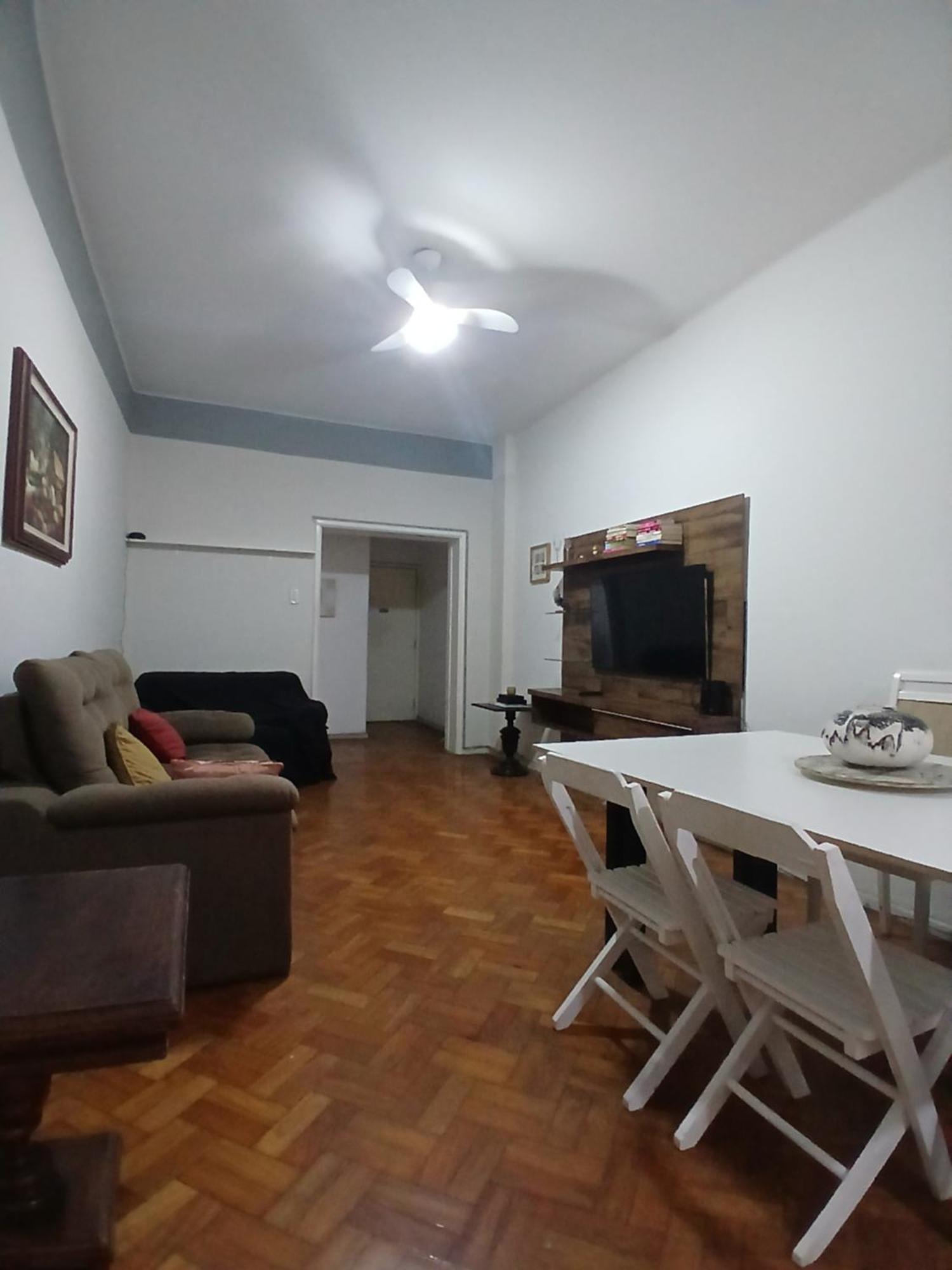 Lar De Bons Momentos Hostal